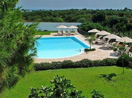 Hotel Masseria L'Ovile 奥斯图尼 外观 照片
