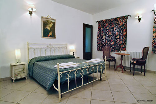 Hotel Masseria L'Ovile 奥斯图尼 外观 照片