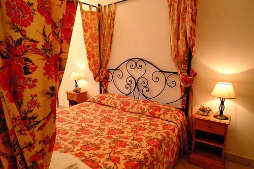 Hotel Masseria L'Ovile 奥斯图尼 外观 照片